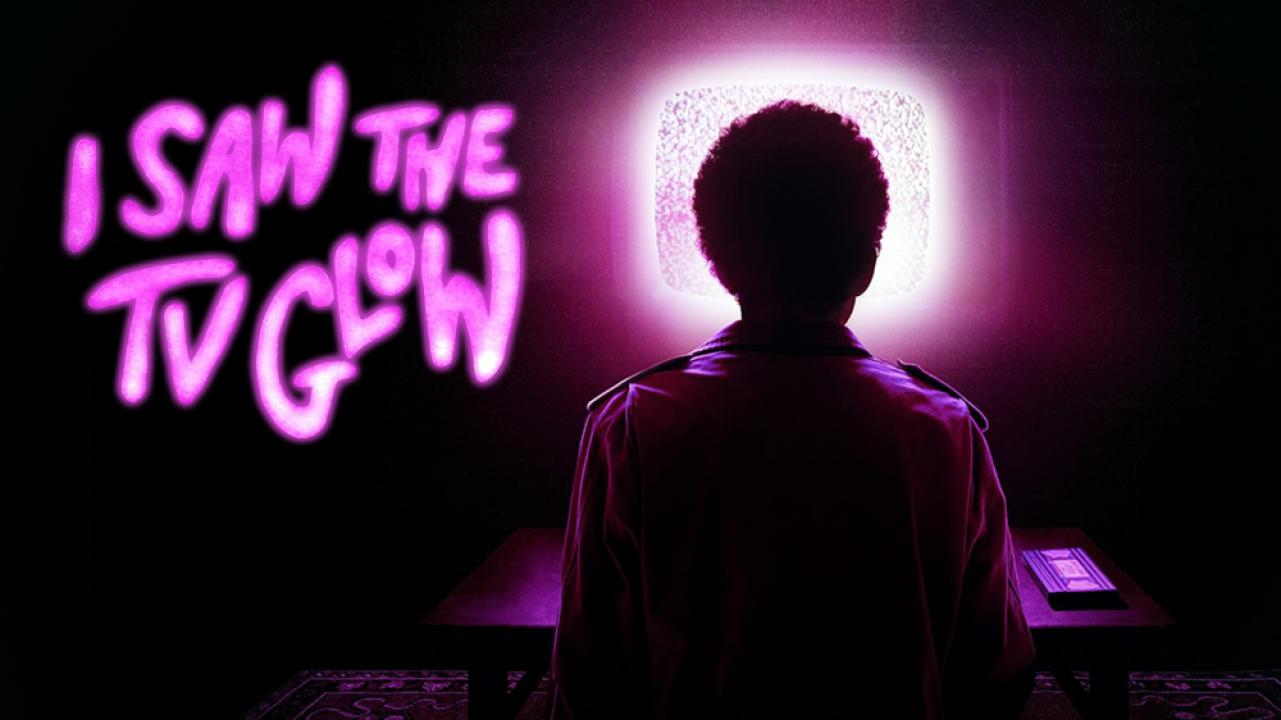 فيلم I Saw the TV Glow 2024 مترجم كامل